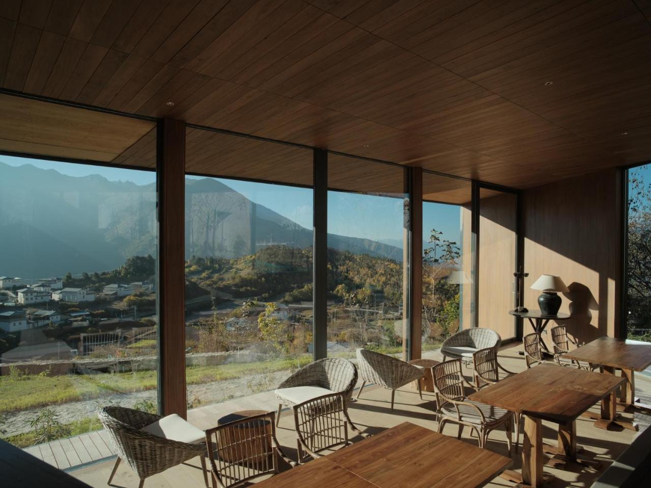 Sunyata Hotel. Deqin Meili Deqen Luaran gambar